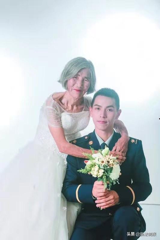 刘小娟爆料婚纱照视频,浪漫时刻引网友热议 第1张 刘小娟爆料婚纱照视频,浪漫时刻引网友热议 第1张